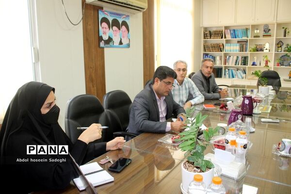 جلسه هماهنگی دوره آموزشی آخرین تغییرات کنکور در آموزش و پرورش استان بوشهر