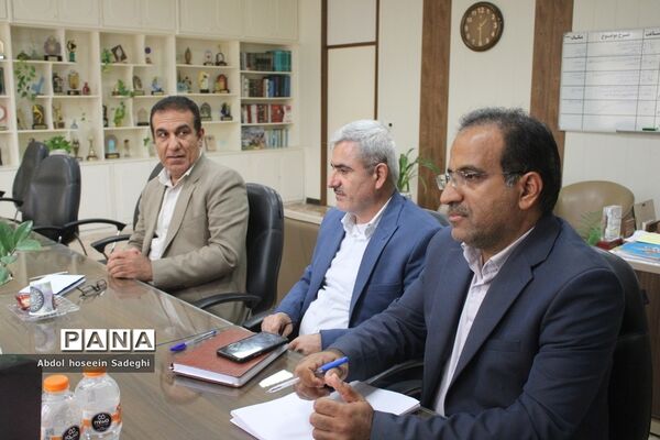 جلسه هماهنگی دوره آموزشی آخرین تغییرات کنکور در آموزش و پرورش استان بوشهر