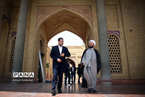 تجدید بیعت وزیر آموزش و پرورش با آرمان‌های امام راحل و ادای احترام به مقام شامخ شهیدان رجایی و باهنر