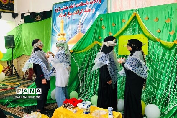 جشن میلاد امام رضا(ع) توسط اعضای اتحادیه انجمن‌های اسلامی دانش‌آموزی فشافویه