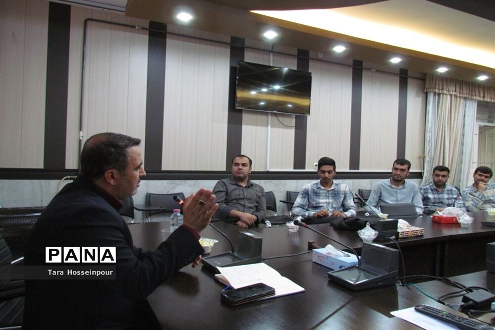 برگزاری کارگاه انتقال تجربه ویژه معلمان جوان ناحیه 3 شیراز