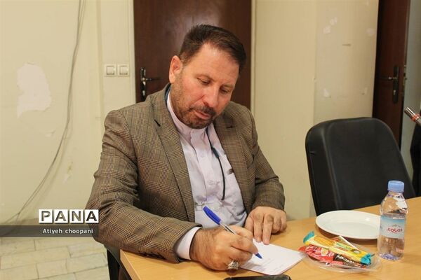 جلسه هم‌اندیشی و هم‌افزایی مدیران سازمان دانش‌آموزی شهر تهران