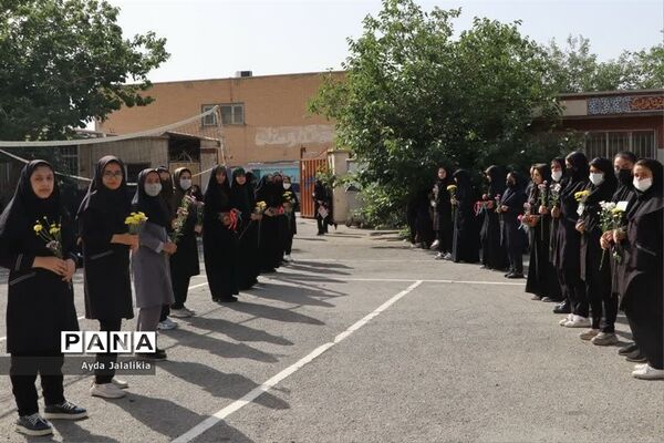 پرچم بارگاه حضرت معصومه(س) درهنرستان ولایت اسلامشهر