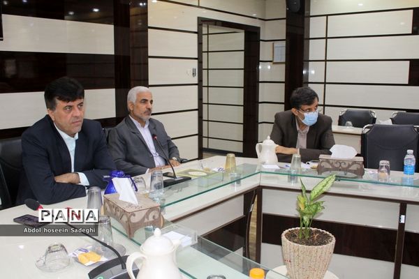 جلسه گروه بهبود کیفیت سواد‌آموزی آموزش و پرورش استان بوشهر