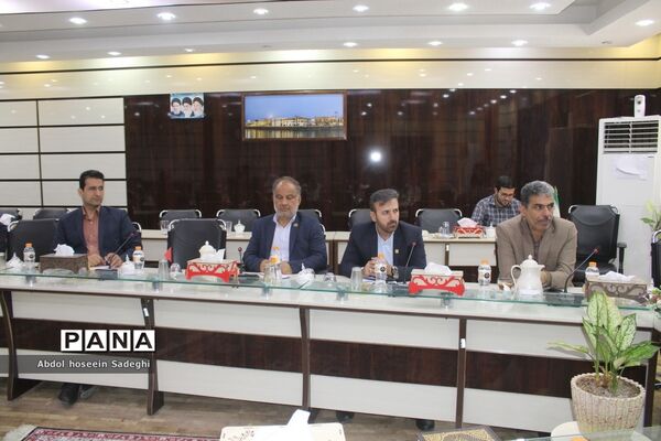 جلسه گروه بهبود کیفیت سواد‌آموزی آموزش و پرورش استان بوشهر