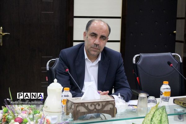 جلسه گروه بهبود کیفیت سواد‌آموزی آموزش و پرورش استان بوشهر