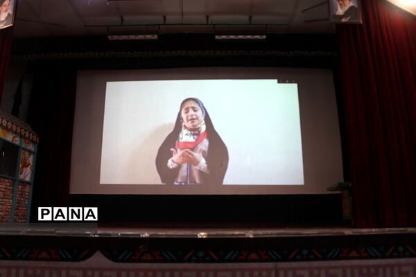 تجلیل از  دانش‌آموز خبرنگاران پسر پانا شهرستان‌های استان‌تهران  به‌مناسبت روز خبرنگار