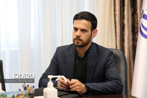 بازدید معاون پرورشی و فرهنگی ادره کل آموزش و پرورش خراسان  از خبرگزاری رضوی