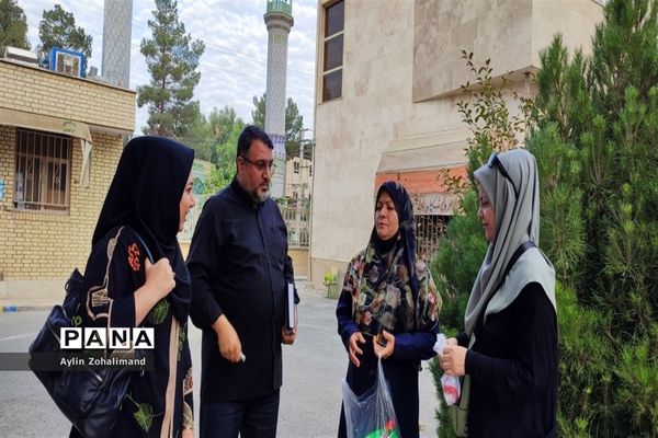 اعزام دانش‌آموزان دختر رباط‌کریم به اردوی یاورمربیان