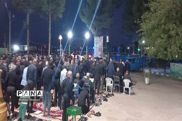 حضور هیات مذهبی شهر فرح دشت در امامزاده سید محمد کاشمر