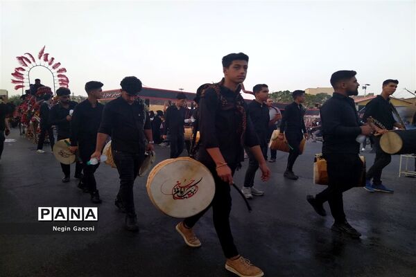 کاروان نمادین «اسرای کربلا» هیات دخیل العباس