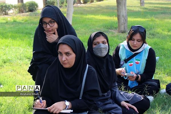 برگزاری کلاس رسانه در دل طبیعت در اردوی استانی یاور‌مربیان شهرستان‌های استان‌ تهران