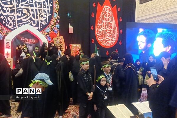 اجتماع  و عزاداری سربازان ظهور امام زمان(عج) در حرم مطهر احمد ابن موسی (ع)