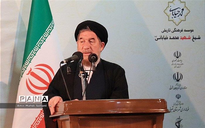 شهید تبریزی  اساس مشروطه را از نگاه دینی تبیین می‌کند