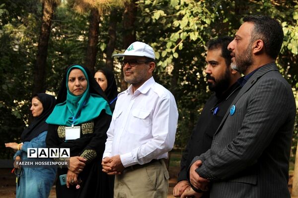 بازدید مدیر آموزش و پرورش اسلامشهر از اردوی استانی یاور‌مربیان دختر شهرستان‌های استان تهران