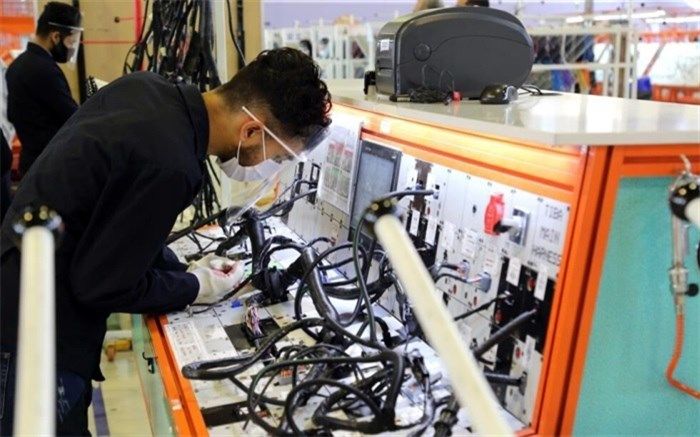 احداث‌ هنرستان‌های جوار صنعت و وابسته در سراسر کشور