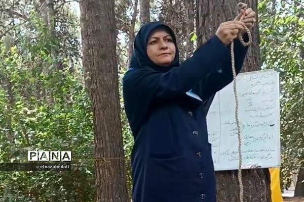 حضور دانش‌آموزان فیروزکوه در کلاس‌های آموزشی‌ اردوی یاورمربیان پیشتاز سازمان دانش‌آموزی استان تهران