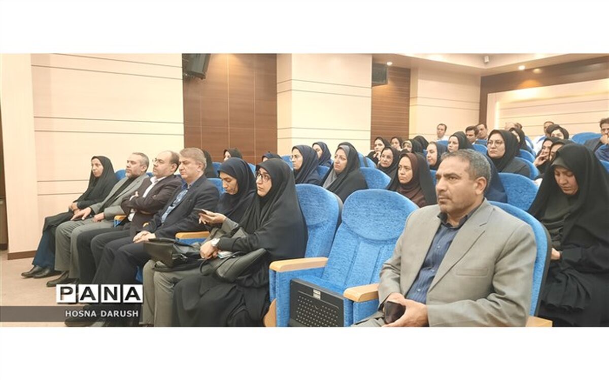 مراقبین سلامت با استناد به سند تحول بنیادین به تخصص خودشان بیفزایند/فیلم