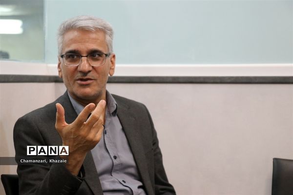 بازدید معاون سوادآموزی خراسان‌رضوی به‌مناسبت روز خبرنگار از سازمان آگهی‌های روزنامه  خراسان