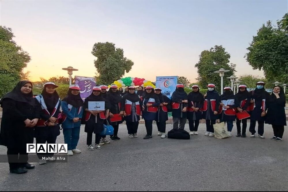 شرکت دانش‌آموزان دبیرستان قدس در مرحله استانی المپیاد آماده