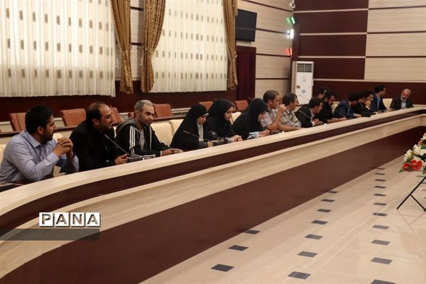 نشست خبری فرماندار سراب