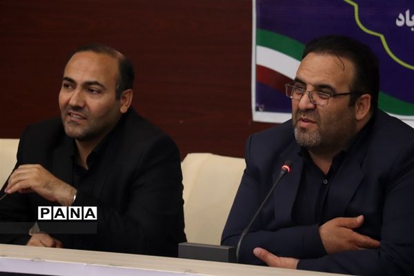 نشست خبری فرماندار سراب