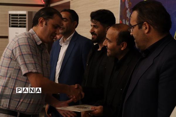 نشست خبری فرماندار سراب