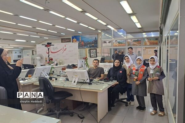 ‌حضور خبرنگاران پانا استان خراسان رضوی در دفتر روزنامه خراسان