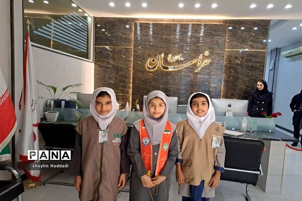 ‌حضور خبرنگاران پانا استان خراسان رضوی در دفتر روزنامه خراسان