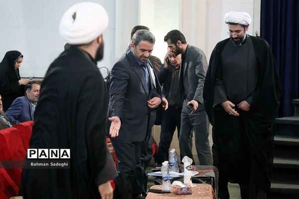 افتتاحیه دوره‌های توانمندسازی نیروهای مدارس غیر دولتی کشور