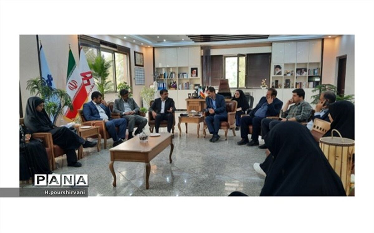 سفیران رسانه از مرکز صدا و سیمای استان بازدید کردند