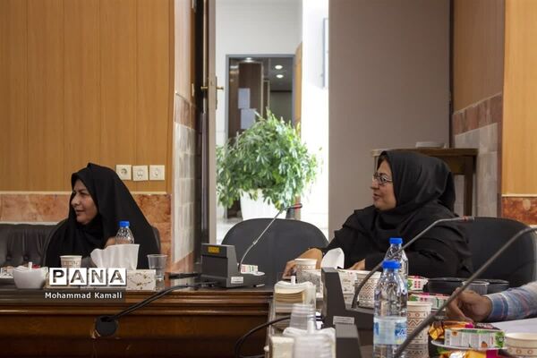 مراسم گرامیداشت روز خبرنگار در محلات