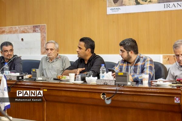 مراسم گرامیداشت روز خبرنگار در محلات