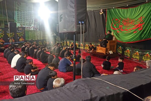 برگزاری یادواره شهدا در شهرستان خاتم