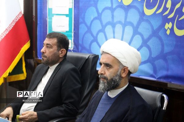 افتتاحیه دوره توانمندسازی شاغلان مدارس غیر‌دولتی در استان بوشهر