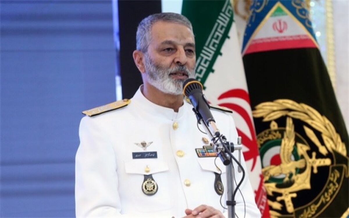 حرکت رو به جلو نیروی دریایی ارتش باید با قدرت ادامه یابد