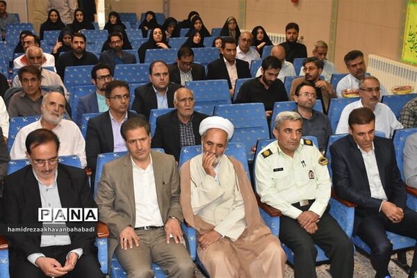 مدیرجدید اداره آموزش و پرورش بهاباد معرفی شد