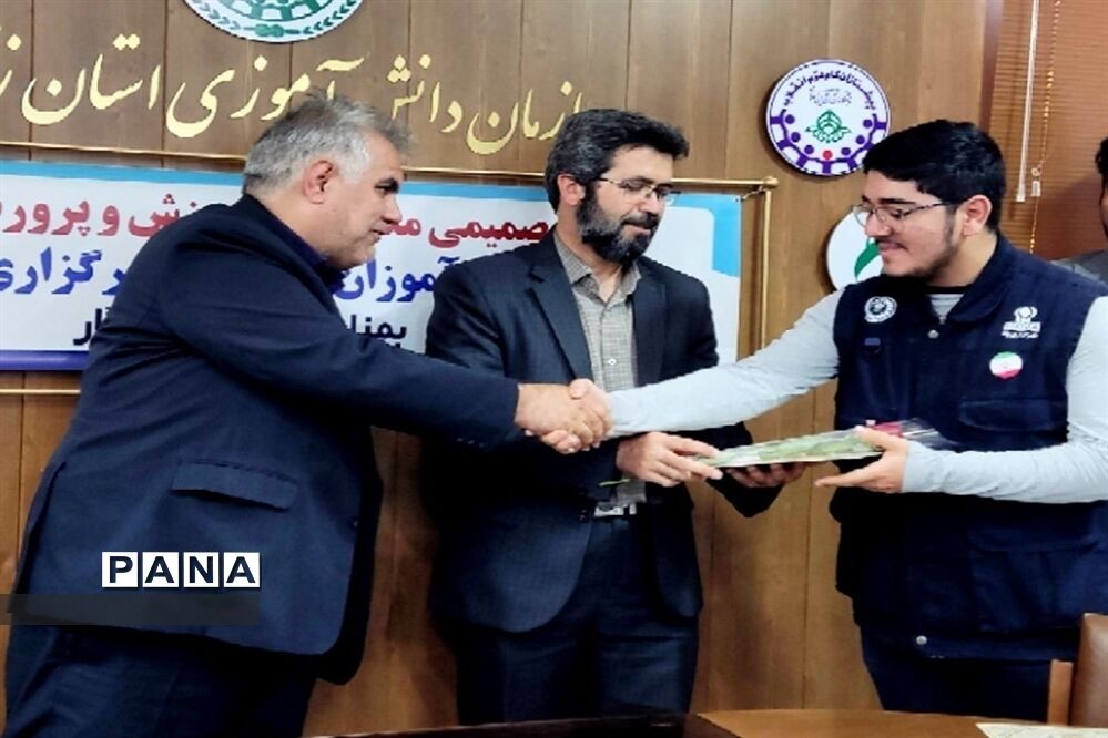 تقدیر مدیر‌کل استان زنجان از خبرنگاردانش‌آموزان پانا