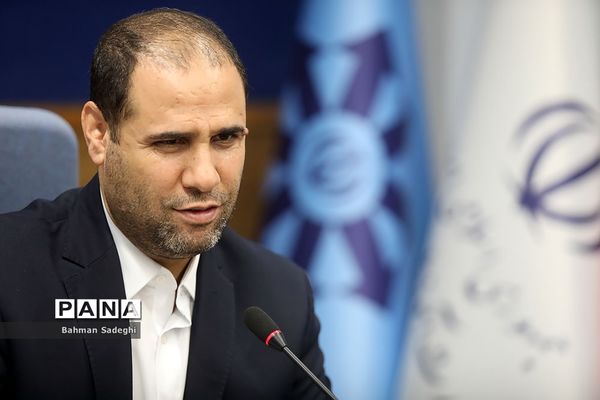 بازدید وزیر آموزش و پرورش از سازمان ملی پرورش استعدادهای درخشان