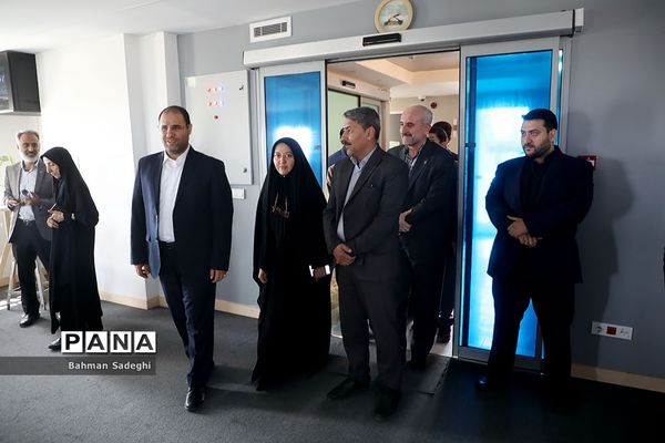 بازدید وزیر آموزش و پرورش از سازمان ملی پرورش استعدادهای درخشان