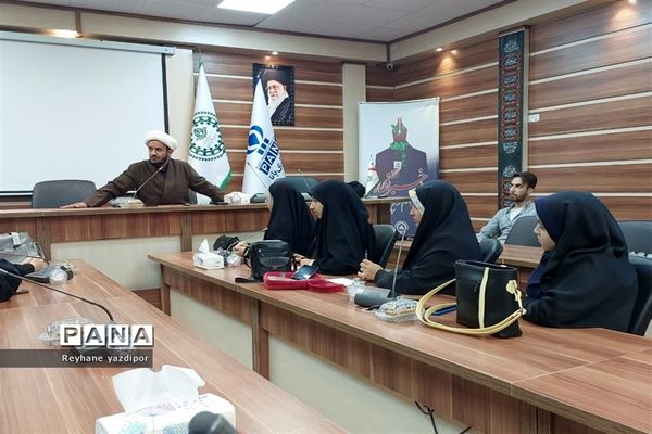 برگزاری جلسه اول دوره نماز و رسانه در سازمان دانش‌آموزی خراسان رضوی