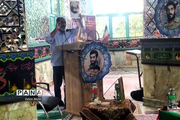 مراسم بزرگداشت شهدای مدافع حرم در شهرستان رباط‌کریم