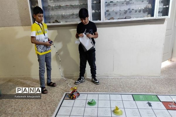 برگزاری دومین دوره مسابقات رباتیک هوش‌مصنوعی در پژوهش‌سرای باقرالعلوم شهرستان‌قرچک