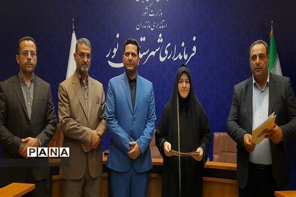 نشست خبرنگاران در فرمانداری شهرستان نور