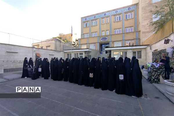 اعزام هشتاد نفر از دانش‌آموزان منطقه 12 به اردوی راهیان نور غرب