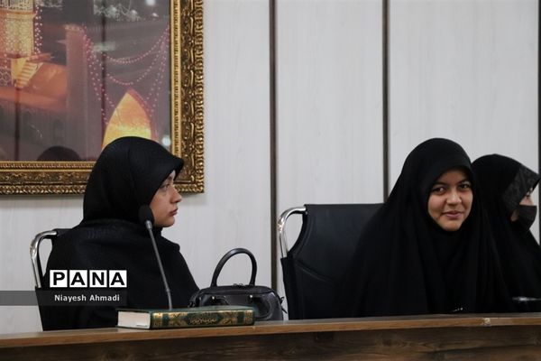 تقدیر از دختران خبرنگار ناحیه سه مشهد