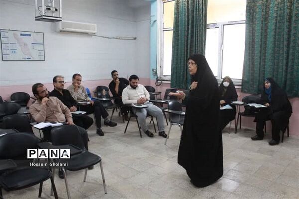 کمیسیون‌های تخصصی کنگره دومین مجمع معلمان انقلاب اسلامی استان بوشهر ( 1 )