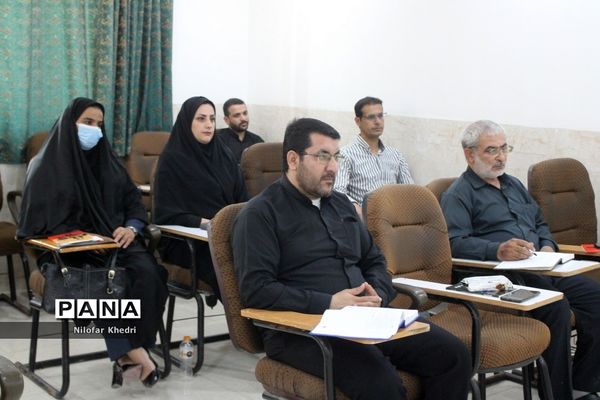 کمیسیون‌های تخصصی کنگره دومین مجمع معلمان انقلاب اسلامی استان بوشهر ( 1 )