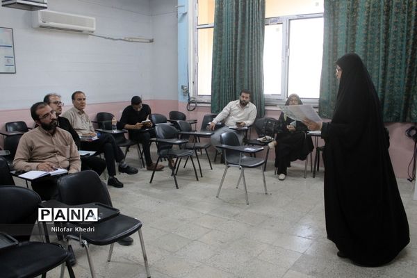 کمیسیون‌های تخصصی کنگره دومین مجمع معلمان انقلاب اسلامی استان بوشهر ( 1 )