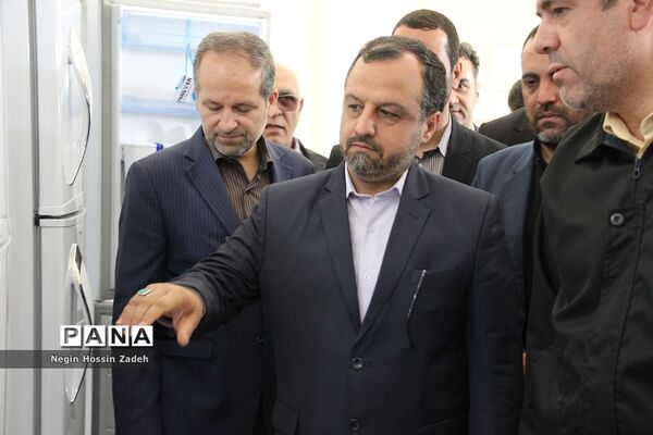 حضور وزیرامور اقتصادی و دارایی در شهرستان اسلامشهر